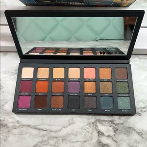 Urban Decay Born To Run Pallet